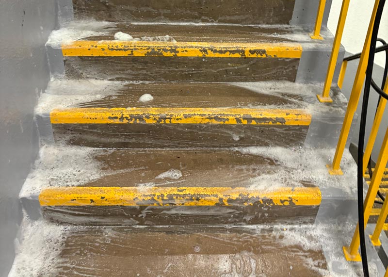 bubbly car park steps