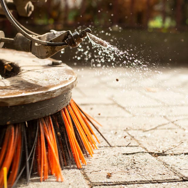 deep cleaning driveway